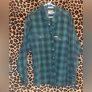 Green men’s flannel. XXL. Powder River outfitters. Like new.